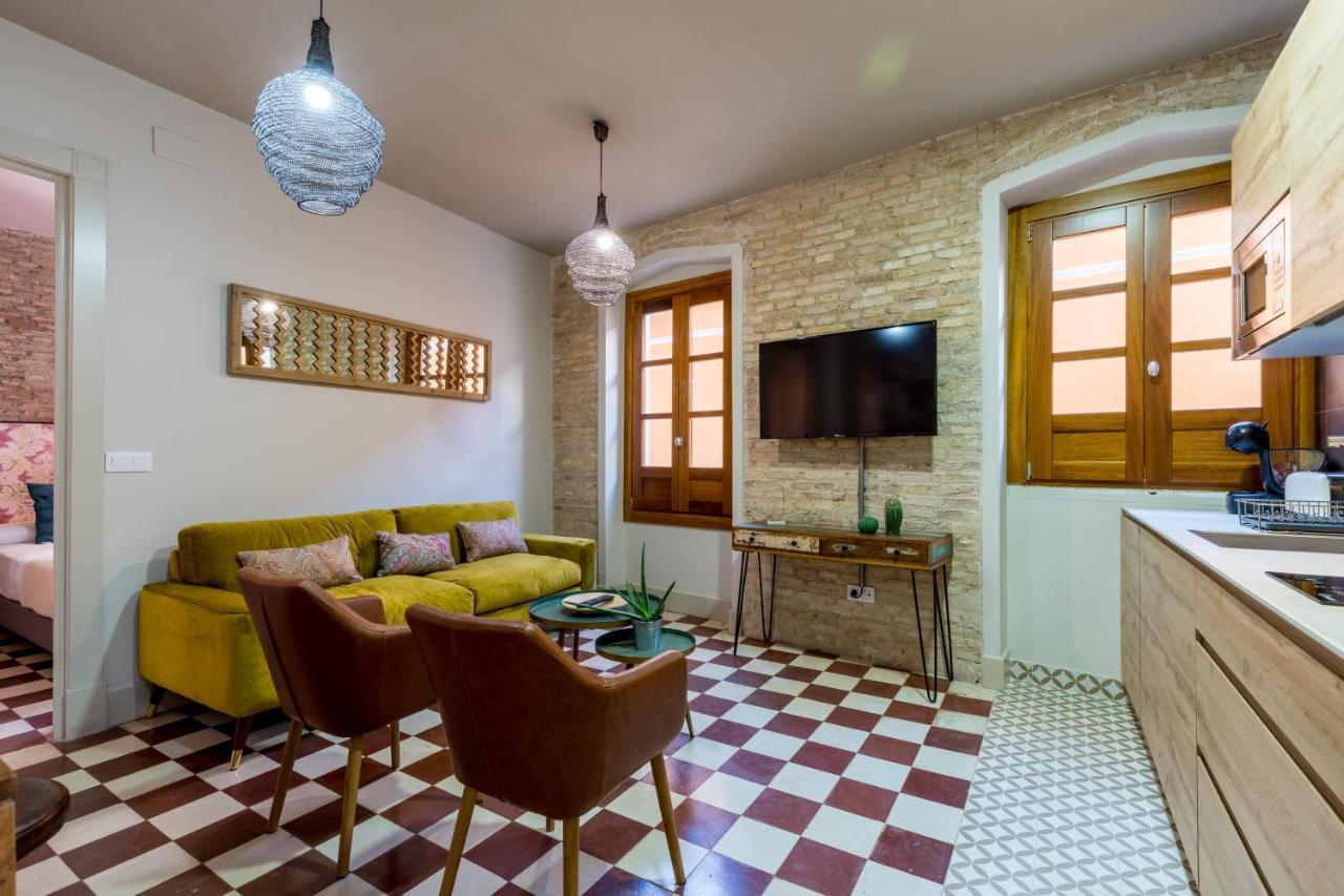 Dona Elvira Suites Cathedral Sevilla Bagian luar foto