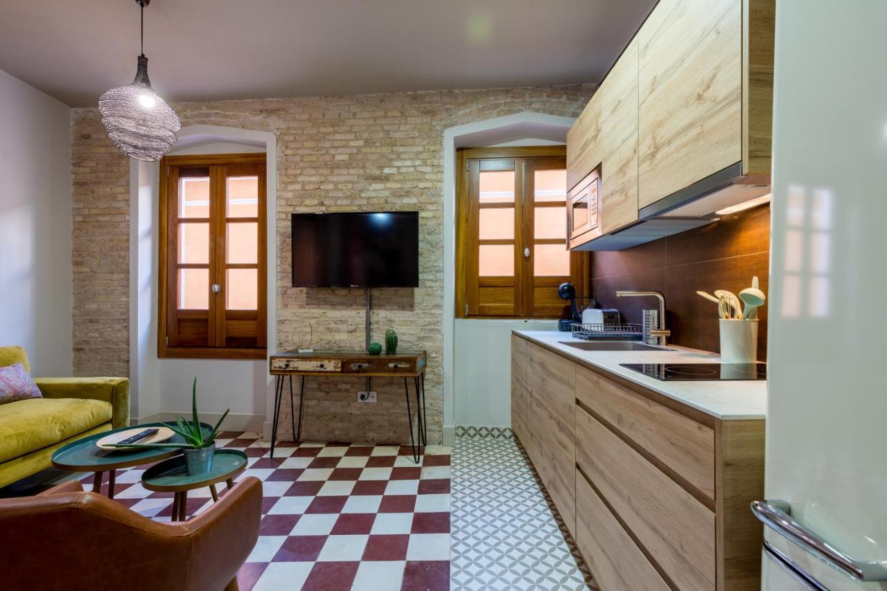 Dona Elvira Suites Cathedral Sevilla Bagian luar foto