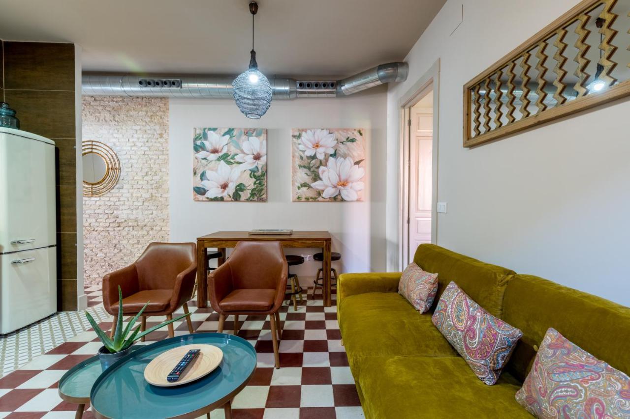 Dona Elvira Suites Cathedral Sevilla Bagian luar foto