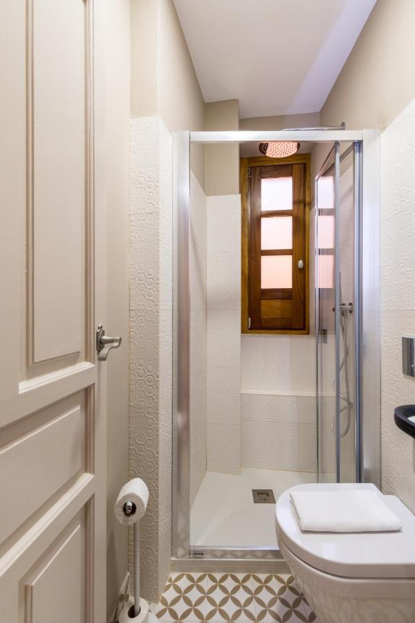 Dona Elvira Suites Cathedral Sevilla Bagian luar foto