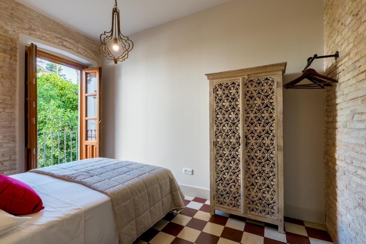 Dona Elvira Suites Cathedral Sevilla Bagian luar foto