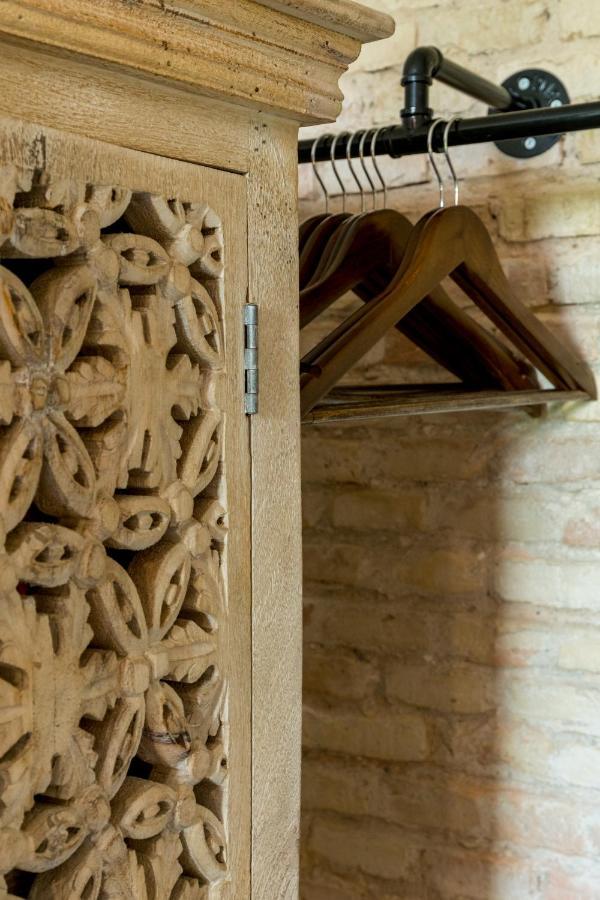 Dona Elvira Suites Cathedral Sevilla Bagian luar foto